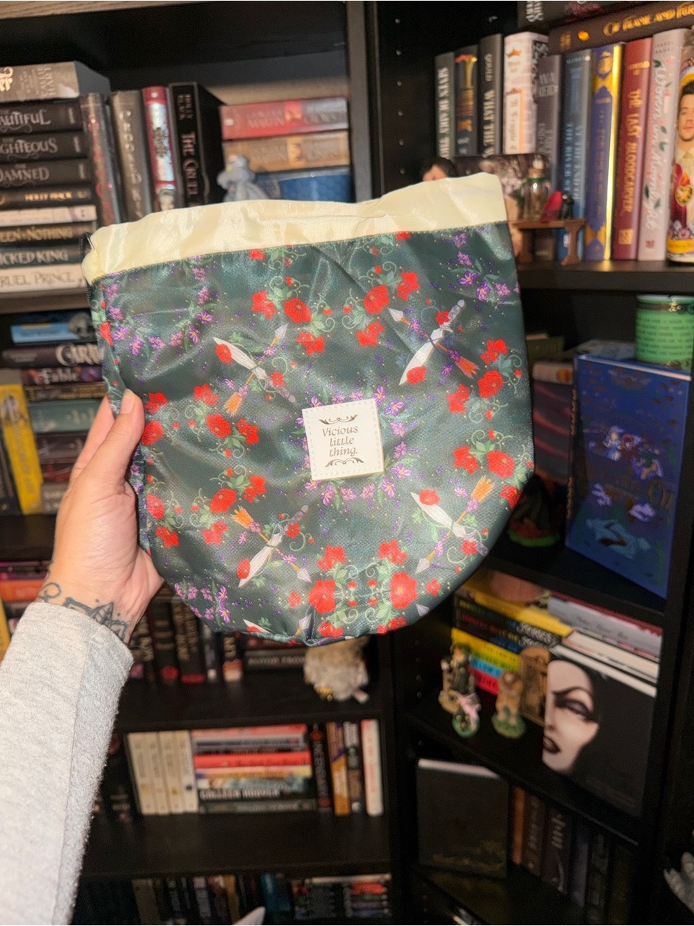 Drawstring Toiletry Bag Floral - Picture 2 of 7